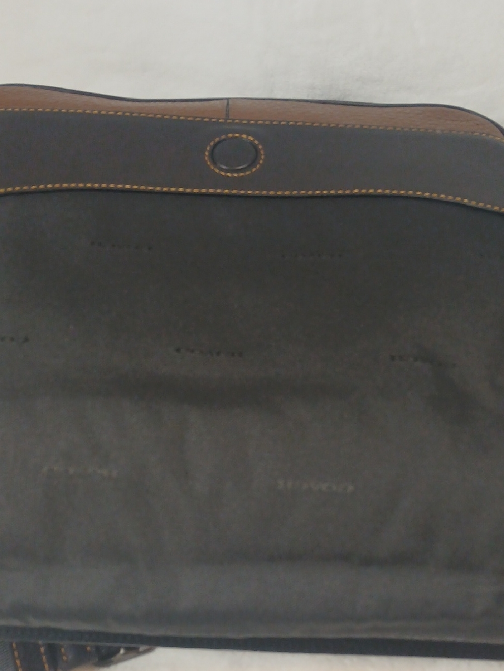 Coach Men’s/Unisex Two-Tone Brown & Black Leather Messenger Bag - Picture 4 of 16